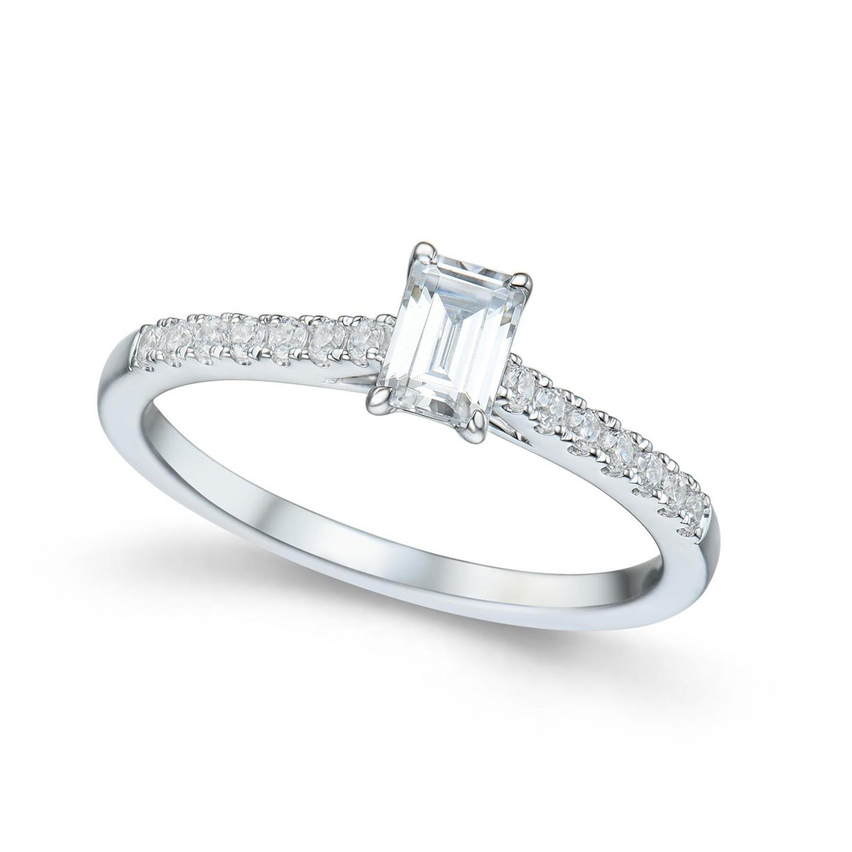 Bridal Eternity diamantring i hvitt gull emerald cut 0,60 ct